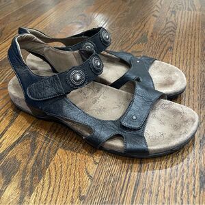TAOS Eden 2 Black Leather Comfort Sandals